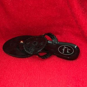 KIDS BLACK FLIP FLOPS